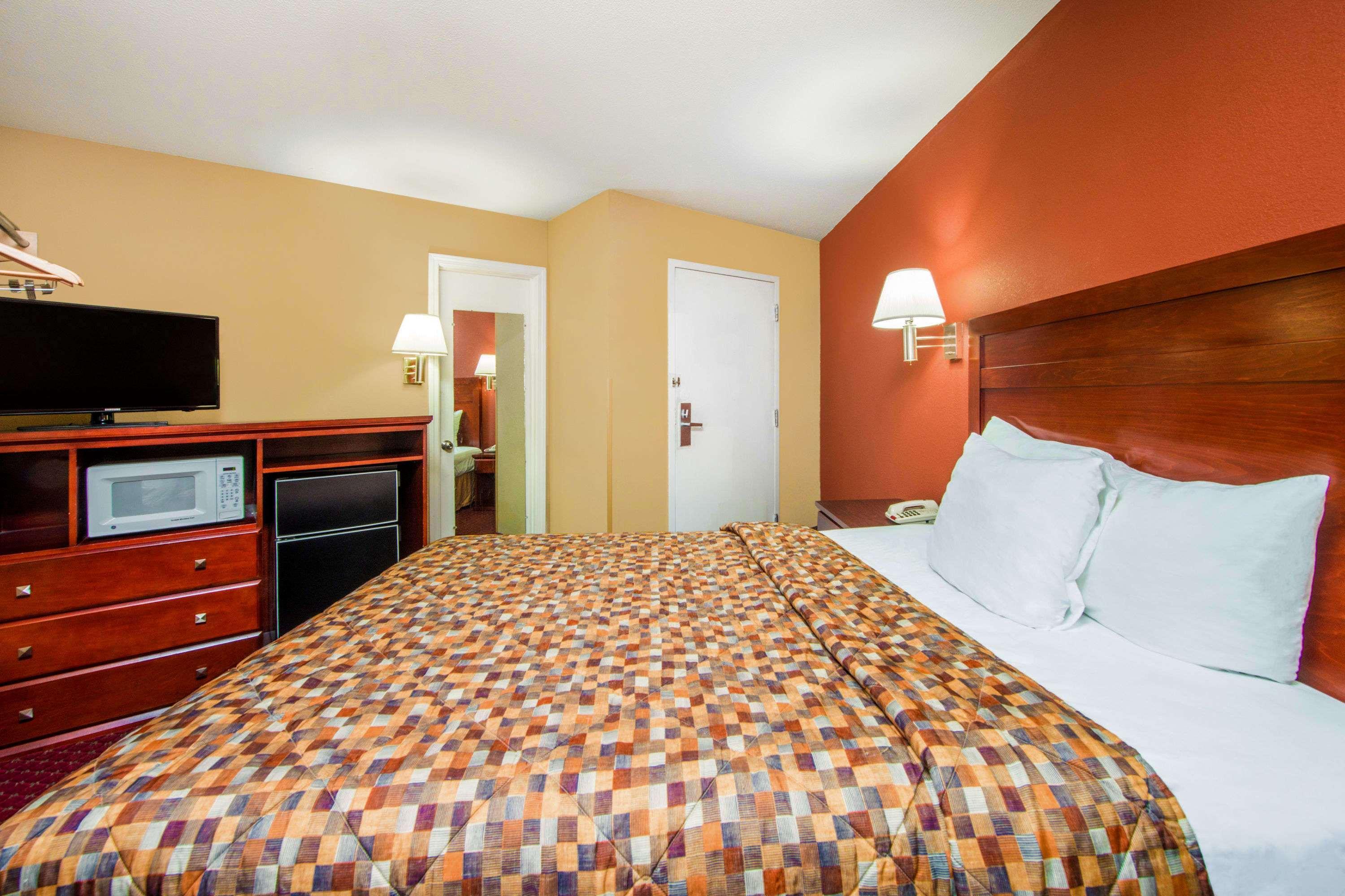 Days Inn By Wyndham St. Robert Waynesville/Ft. Leonard Wood Kültér fotó